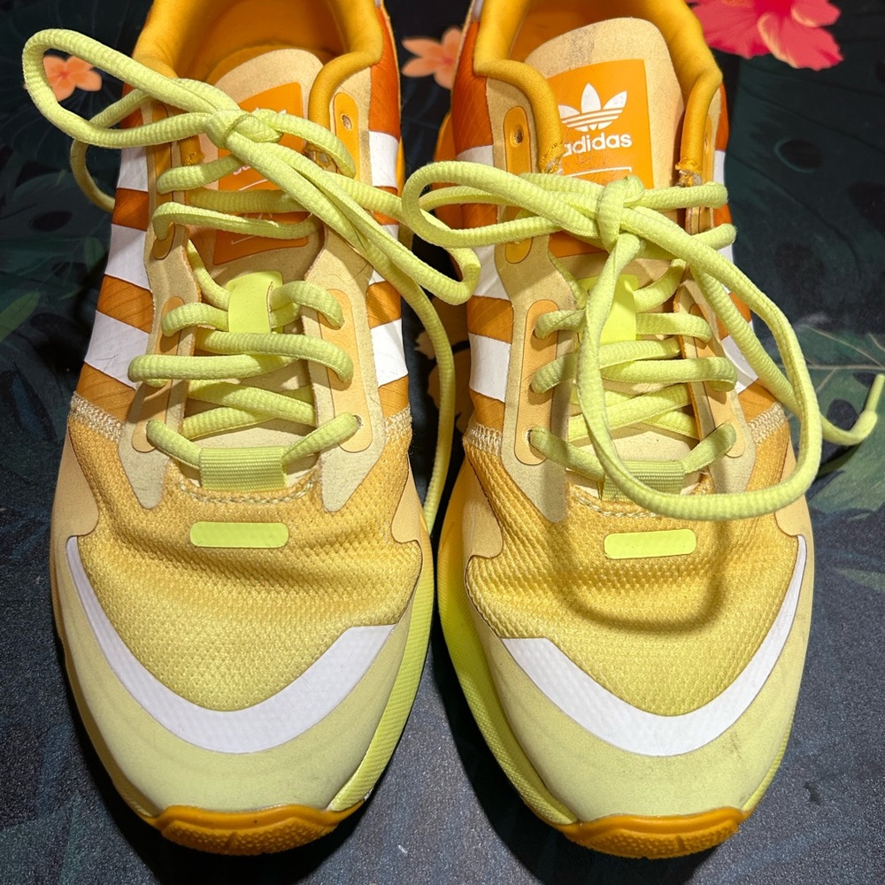 Adidas ZX woman’s sz 9 NWOT
